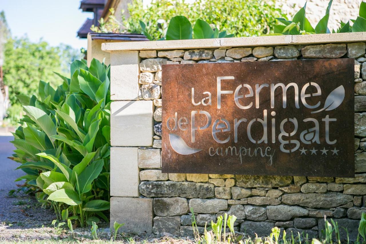 Camping La Ferme De Perdigat Limeuil Exterior photo